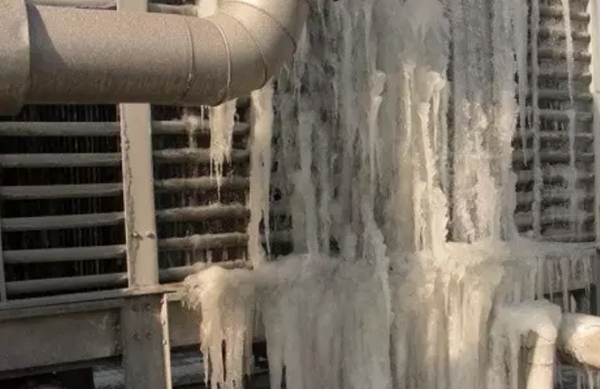 空氣能被凍了怎么辦？_空氣能的原理靠什么發(fā)熱