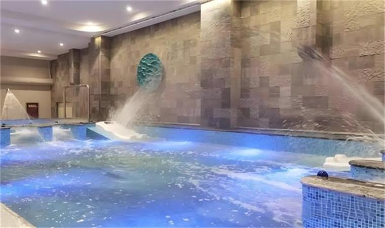 北方洗浴中心用空氣能熱水系統(tǒng)效果如何？_芬尼空氣能采暖設備