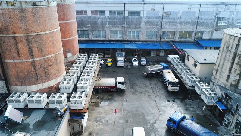 水產(chǎn)養(yǎng)殖用紐恩泰空氣能熱泵供熱水，又省錢來又省事_空氣能太坑人