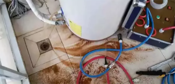 空氣能熱水器維護(hù)與保養(yǎng)的工作怎么做？_空氣源怎么拆裝