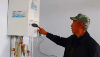 煤改氣”不受歡迎？為什么部分村民不愿意裝？理由很現(xiàn)實！_壁掛爐漏水