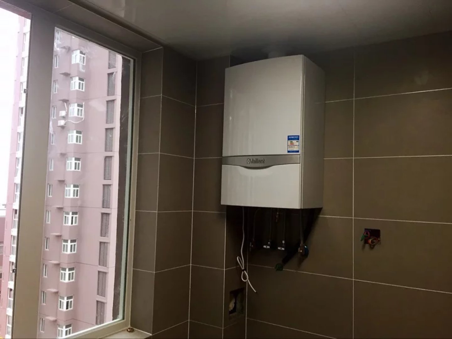 老舊威能壁掛爐熱水出故障怎么辦？_如何清洗壁掛爐