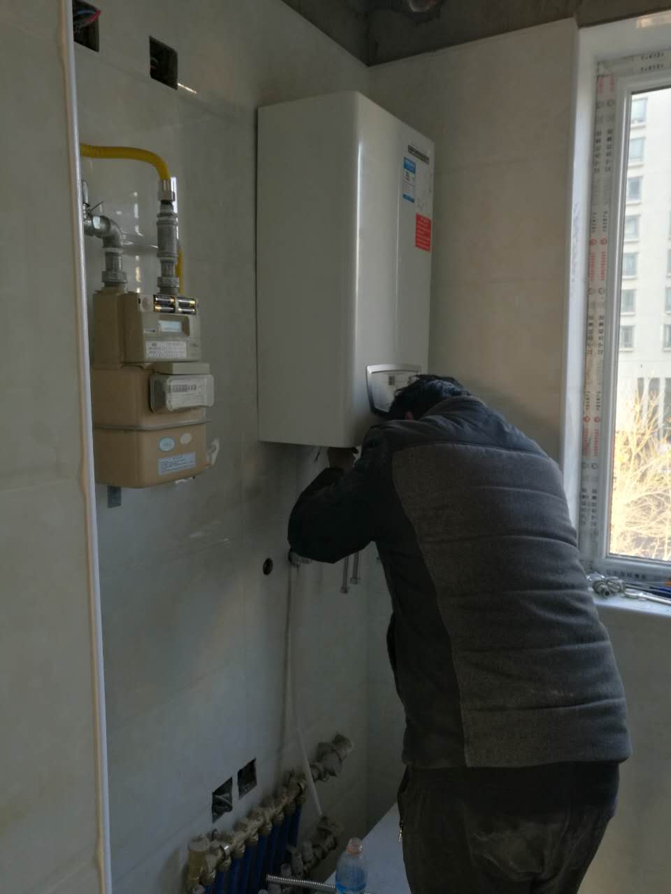 天然氣壁掛爐怎么使用-天然氣壁掛爐使用方法_萬和壁掛爐價格