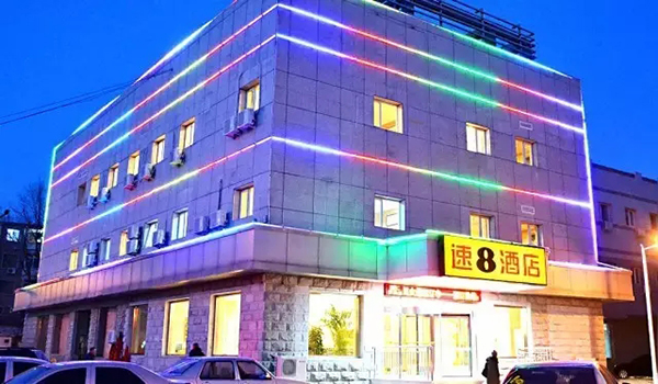 連鎖酒店空氣能熱水工程設計、安裝、調(diào)試實例_空氣能熱水器牌子推薦